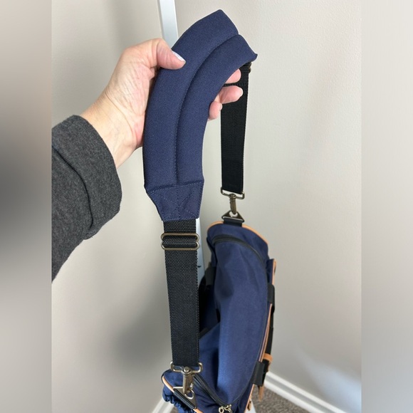 Luggage L.L. Bean Utility Adventurer Mini Duffle Bag Carryon Navy Leather Accent - Picture 12 of 12